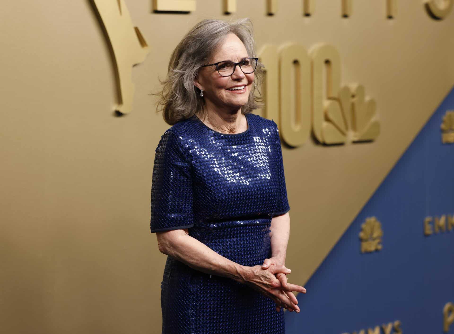 Sally Field llega a la ceremonia de la 78.ª edición de los premios Emmy, celebrada el 14 de septiembre de 2026 en el Peacock Theater de Los Ángeles, California, Estados Unidos.