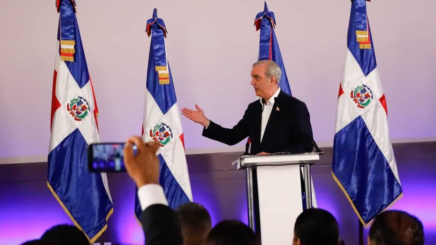 Abinader anuncia para este martes posición oficial del Gobierno ante restricciones de Haití a productos dominicanos