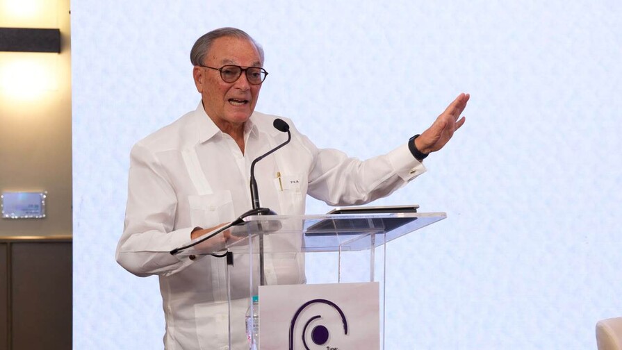 Frank Rainieri llama a los jóvenes a trabajar por el futuro de República Dominicana
