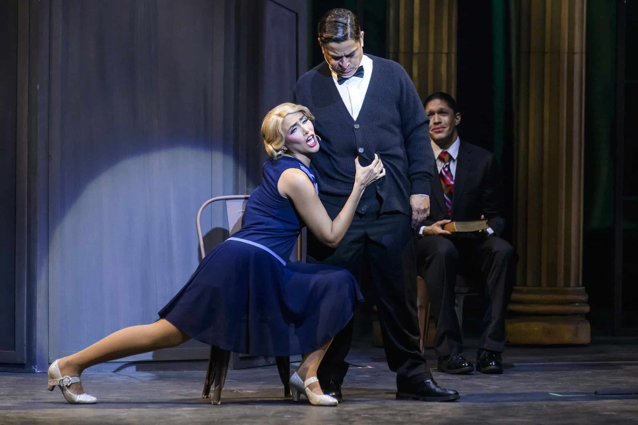 Luis José Germán interpreta a Amos Hart, el esposo de Roxie.