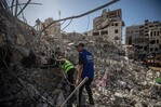 El edificio derrumbado en Gaza, uno de los 2,000 a borde del colapso en la Franja