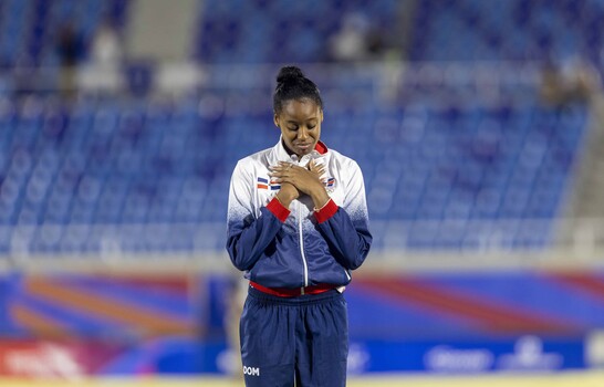Pese a los momentos difíciles, la saltadora Evelina Minaya mira hacia los Panamericanos de 2027