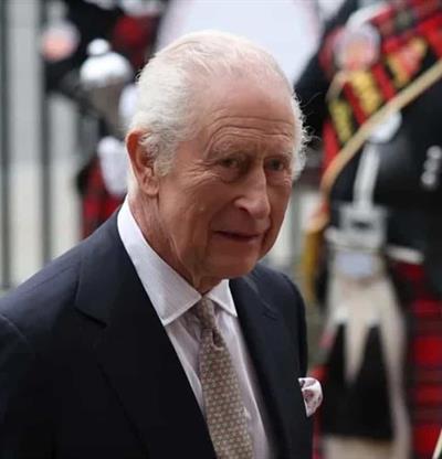 Carlos III responde a las memorias del hermano de Diana de Gales
