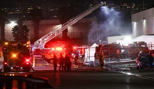 Un helicóptero se estrella en Los Ángeles y deja tres muertos
