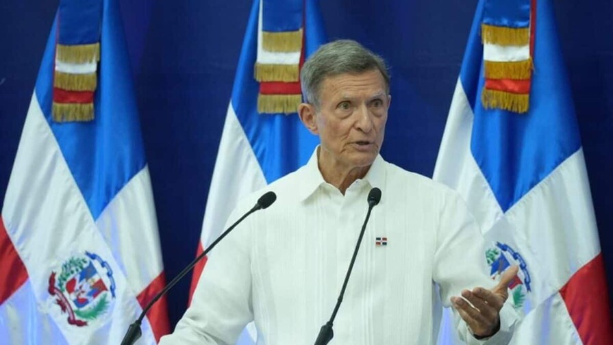 Roberto Álvarez es elegido miembro del Consejo Asesor del Centro Stimson Roberto Álvarez es elegido miembro del Consejo Asesor del Centro Stimson