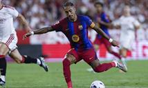 Raphinha logra un contundente triplete y mantiene al Barcelona intratable en la cima de LaLiga