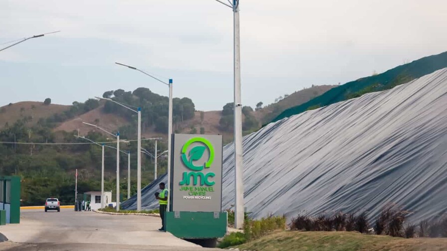 Abinader encabeza acto inaugural de planta que pone fin al vertedero a cielo abierto de Puerto Plata Abinader encabeza acto inaugural de planta que pone fin al vertedero a cielo abierto de Puerto Plata