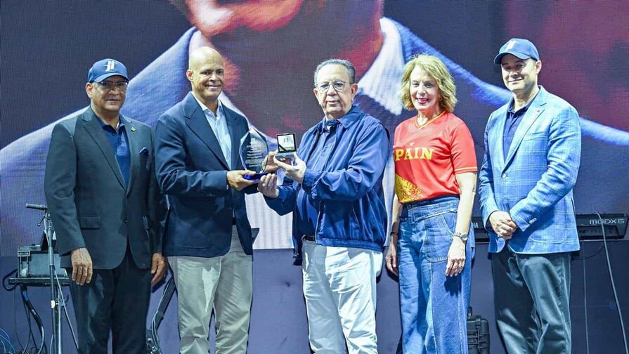 El Banco Central dedica sus juegos al bicampeón olímpico Félix Sánchez