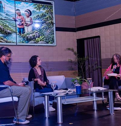 Presentan en Santiago la trilogía Trinchera de ternura