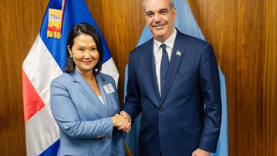 Abinader se reúne con Keiko y dice que busca elevar a otros niveles las relaciones entre RD y Perú