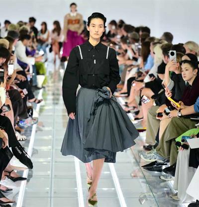 La Semana de la Moda de Milán arranca con una oda a la falda de Prada
