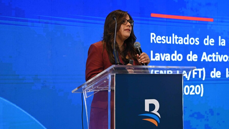 La corrupción y el narcotráfico sostienen los niveles de riesgo de lavado de activos en RD