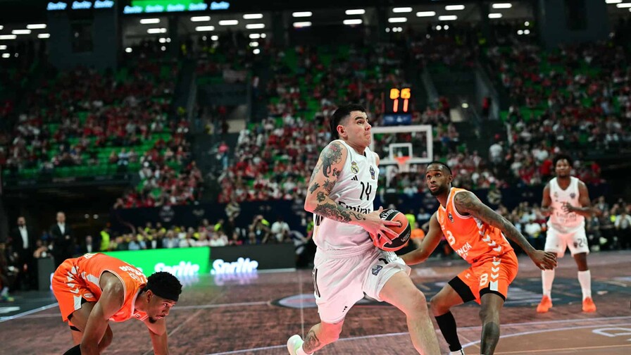 El Real Madrid arranca la Liga ante el Unicaja con Deck ya con pasaporte español El Real Madrid arranca la Liga ante el Unicaja con Deck ya con pasaporte español