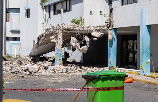 Se mantienen los trabajos de remodelación en el hospital Salvador B. Gautier
