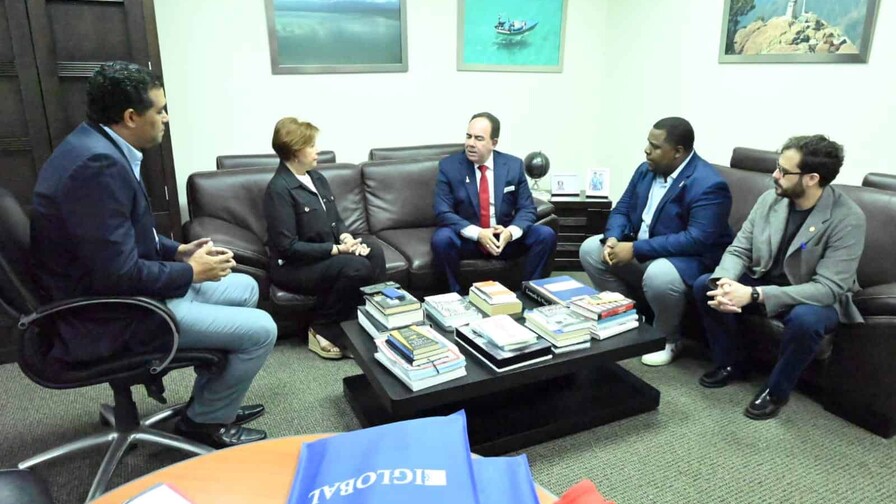 Funglode e Iglobal buscan alianza con la Universidad de Puerto Rico para impulsar intercambios