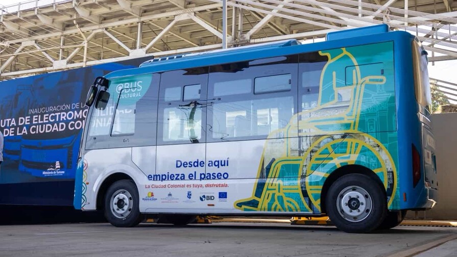 La Ciudad Colonial contará con cinco autobuses eléctricos para mejorar la movilidad en la zona