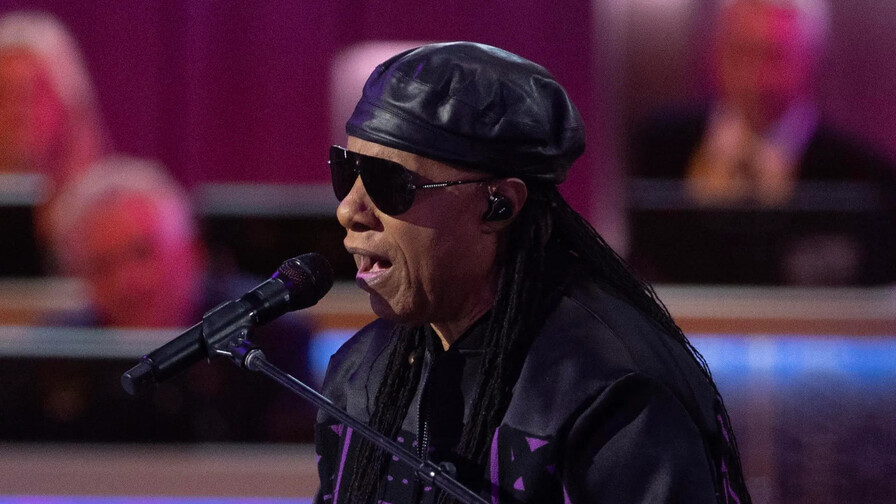 Stevie Wonder celebra 50 años del mítico Songs in the key of life con un miniálbum Stevie Wonder celebra 50 años del mítico Songs in the key of life con un miniálbum