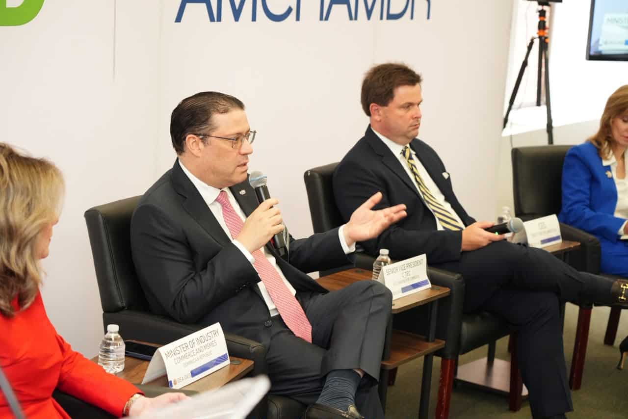 El ministro de Industria, Comercio y Mipymes, Eduardo Sanz Lovatón, durante la Semana Dominicana en Estados Unidos 2026.