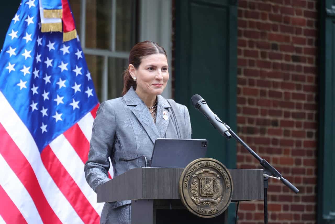 La embajadora de la República Dominicana en los Estados Unidos, María Isabel Castillo.