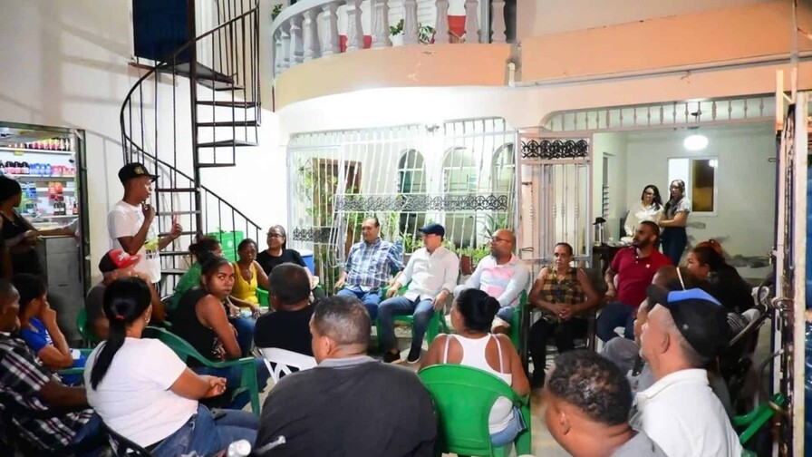 Abel Martínez propone fortalecer la educación y el emprendimiento para reducir la pobreza