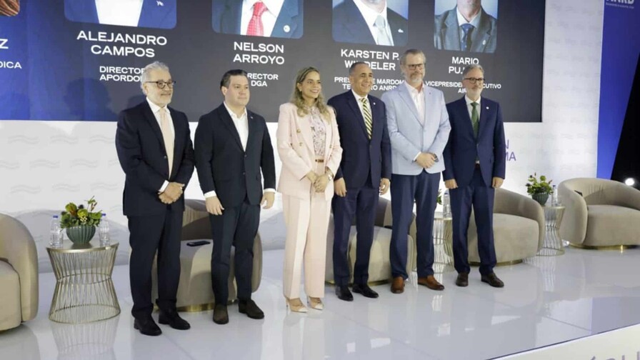 Puertos, tecnología y conectividad: la nueva agenda marítima de RD