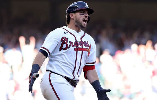 Austin Riley conecta cuadrangular y le da el triunfo a Atlanta