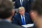 Musk, Bezos y otros líderes tecnológicos se citan con Trump para debatir sobre IA