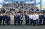 Un millón de becas en 10 años, entre la dispersión y resultados cuestionables