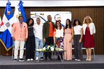 La Familia Espejo inicia su segunda temporada en la Feria Internacional del Libro