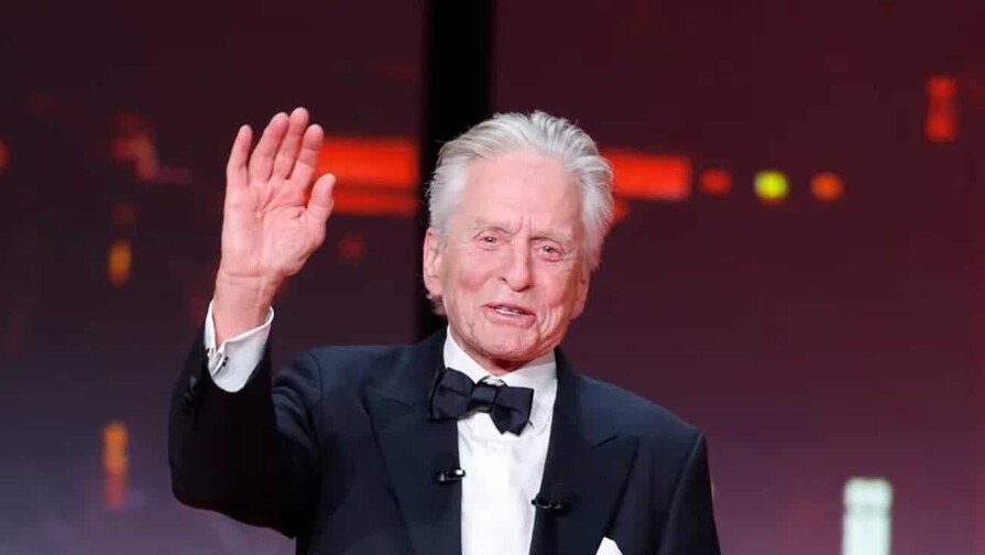 Michael Douglas revela una relación secreta con Kathleen Turner que ocultaron por 40 años