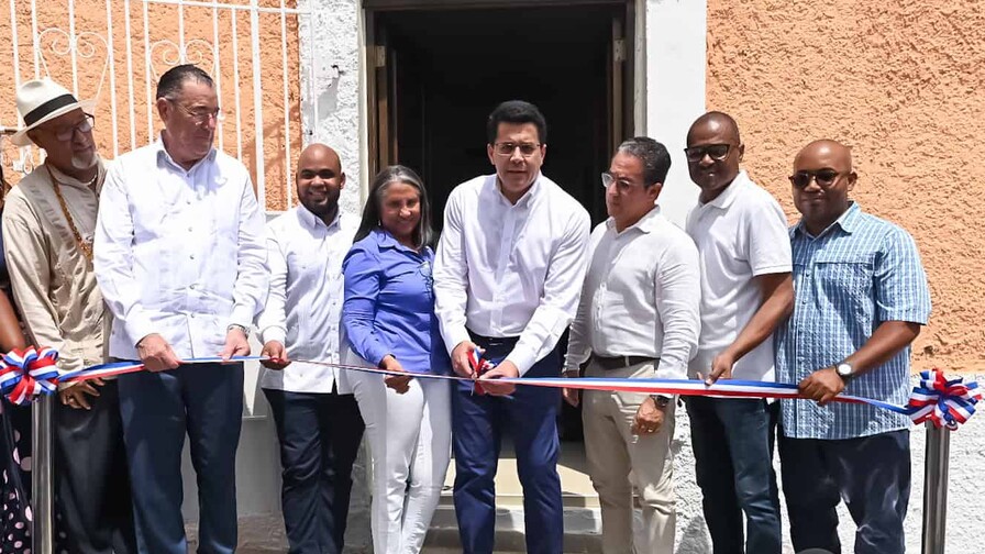 Turismo entrega 254 viviendas y fachadas remozadas en la Ciudad Colonial