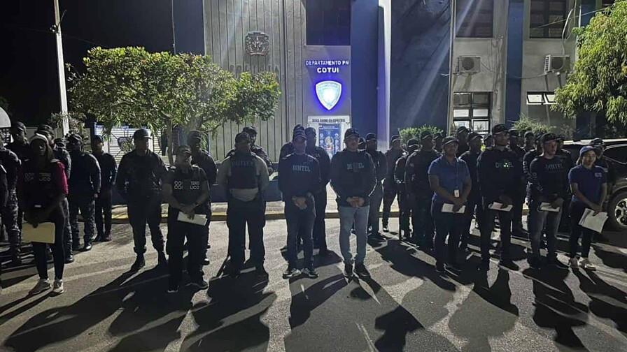 Autoridades ocupan armas y herramientas para su modificación durante allanamientos en Cotuí