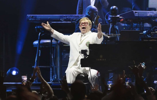 Elton John arranca su despedida en México: un espectáculo lleno de clásicos