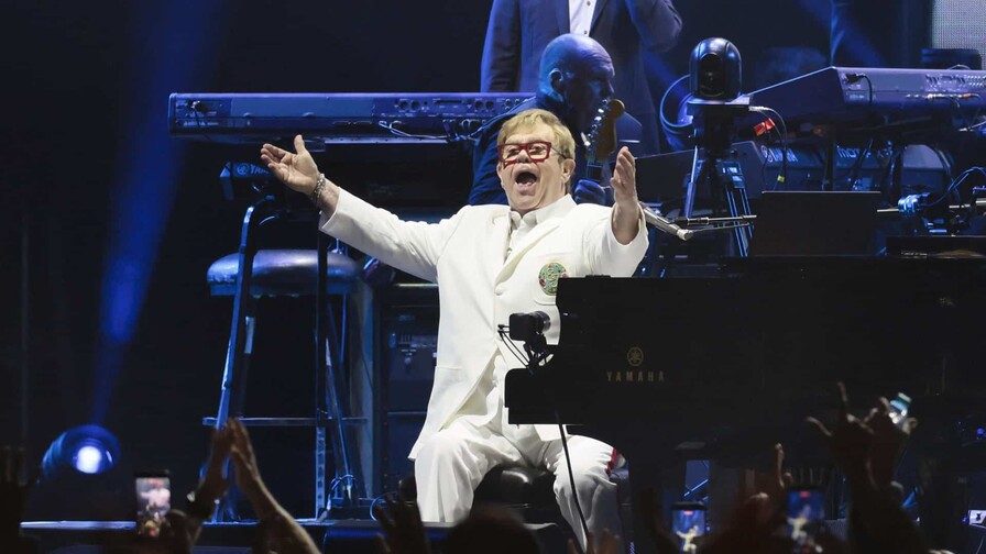 Elton John arranca su despedida en México: un espectáculo lleno de clásicos