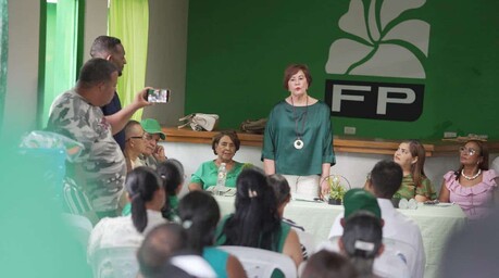 Fuerza del Pueblo reorganiza estructuras y pone la educación en su agenda política