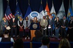 Las empresas de IA defienden sus controles de seguridad ante el Concejo de Nueva York Las empresas de IA defienden sus controles de seguridad ante el Concejo de Nueva York