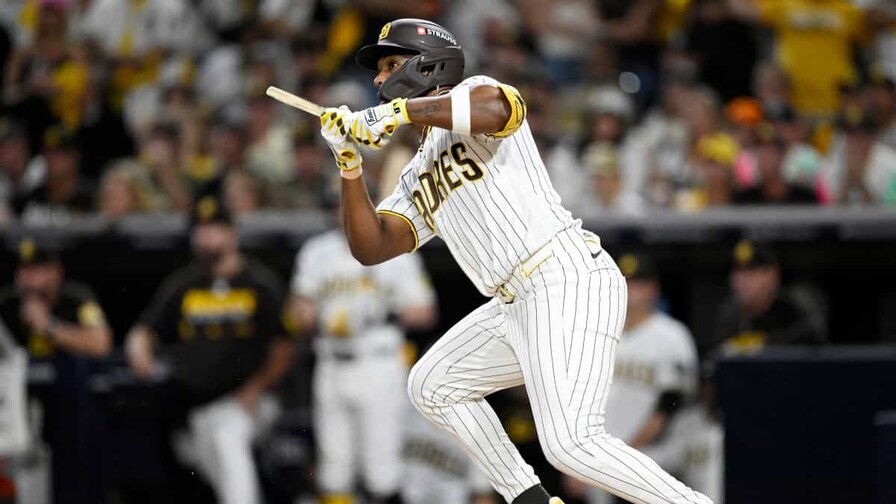 Error de Milwaukee en machucón de Andújar hace que Padres ganen por la mínima: ¡aún viven! Error de Milwaukee en machucón de Andújar hace que Padres ganen por la mínima: ¡aún viven!