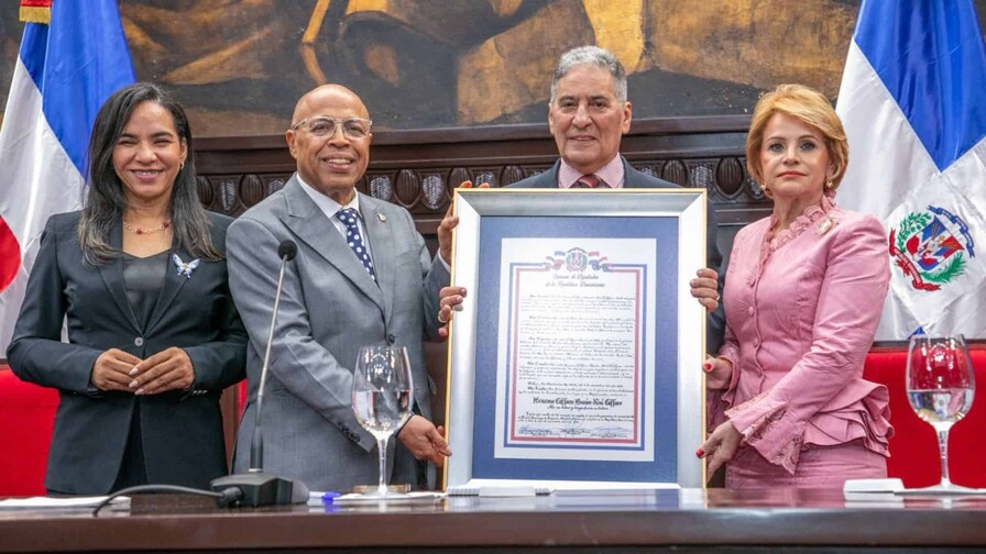Cámara de Diputados reconoce las trayectorias de Niní Cáffaro, Leonel Lirio y Janina Rosado Cámara de Diputados reconoce las trayectorias de Niní Cáffaro, Leonel Lirio y Janina Rosado