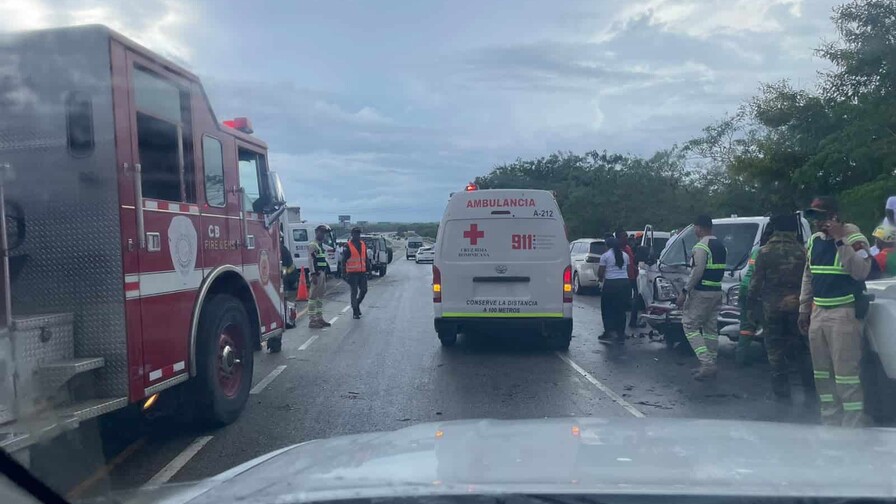 Reportan accidente múltiple en la Autovía del Este Reportan accidente múltiple en la Autovía del Este