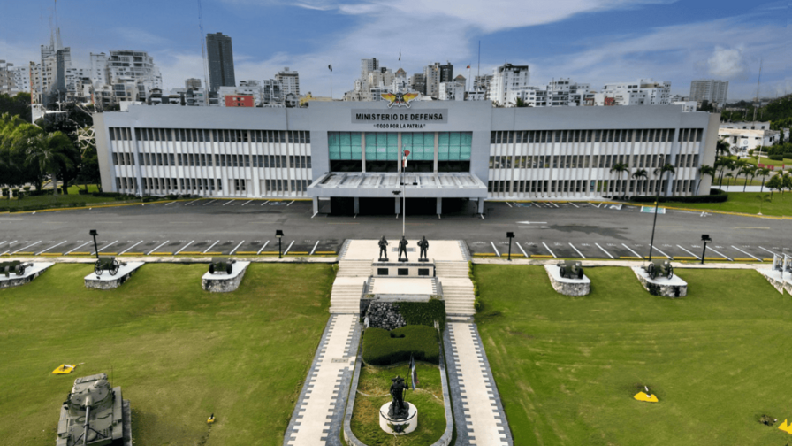 Ministerio de Defensa dice que investiga cómo llegaron a Haití municiones dominicanas Ministerio de Defensa dice que investiga cómo llegaron a Haití municiones dominicanas