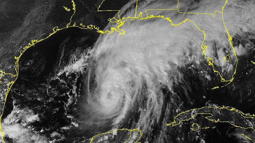Florida desplegará más de 12,000 oficiales ante el impacto del huracán Isaías en EE. UU.