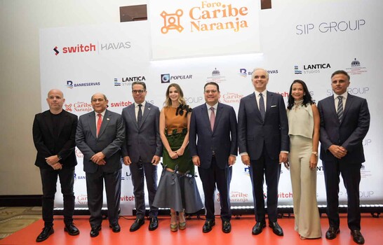 Foro Caribe Naranja analiza el impacto de la inteligencia artificial en la creatividad