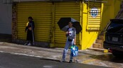 Ambiente caluroso y lluvias en la tarde dominarán las condiciones del tiempo este domingo