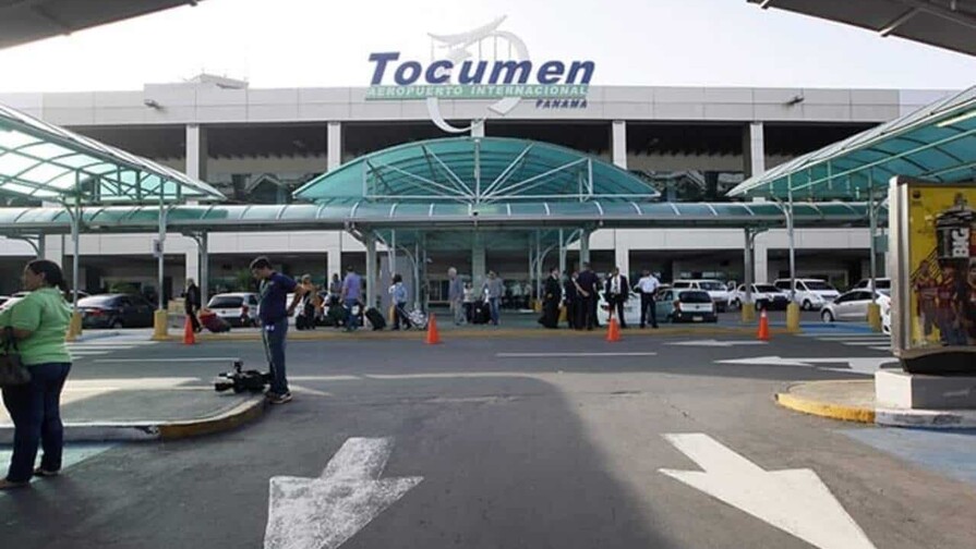 Cierre temporal del Aeropuerto Internacional de Tocumen tras terremoto en Panamá Cierre temporal del Aeropuerto Internacional de Tocumen tras terremoto en Panamá