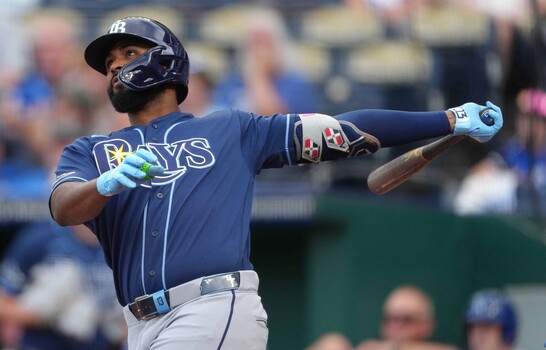Tres dominicanos son candidatos  al premio Hank Aaron de la MLB