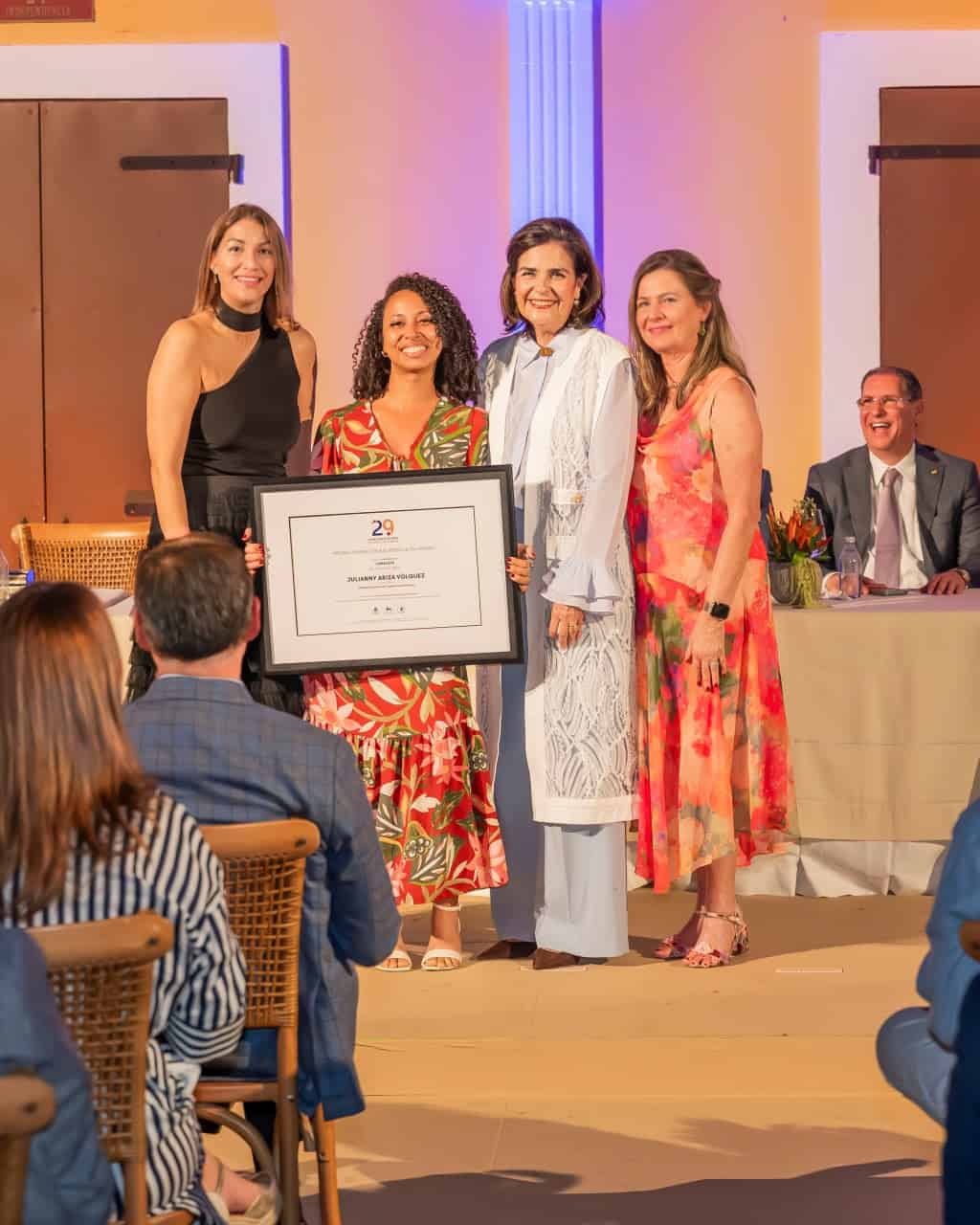 Julianny Ariza Vólquez gana la residencia Fundación Eduardo León Jimenes en Capacete en Río de Janeiro