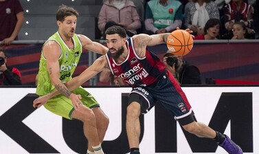 Chris Duarte y Rodions Kurucs se multiplican para batir al Joventut