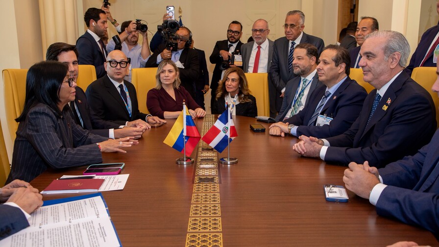 Abinader y Delcy Rodríguez conversan en Roma en medio del acercamiento entre RD y Venezuela