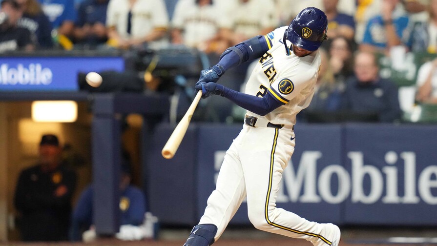 El pitcheo de Milwaukee neutraliza a los Dodgers y ganan el primero de la serie