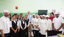 Educación busca fortalecer formación en hotelería y turismo para facilitar inserción laboral